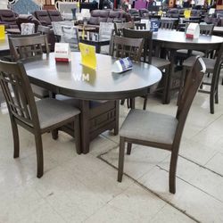 Hartwell Gray Oval Dining Set (Dining table and Chairs)