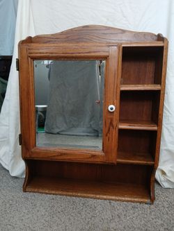 Medicine cabinet 27" x 21"