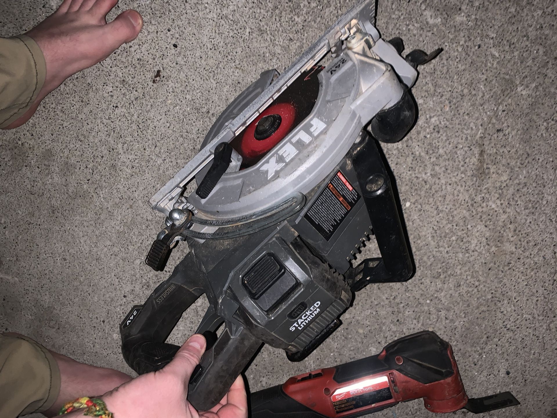Flex 7’ 1/4 Skill Saw