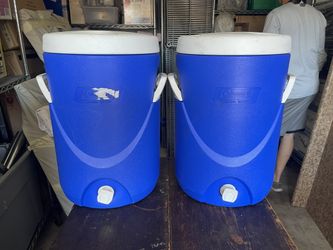 5 Gallon Beverage Containers