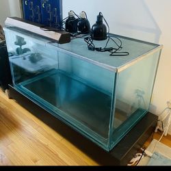 Fish Or Reptiles Tank 120galon Super Heavy Need 2 Strong 💪 Guys To Lifting