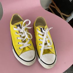 Yellow Converse 