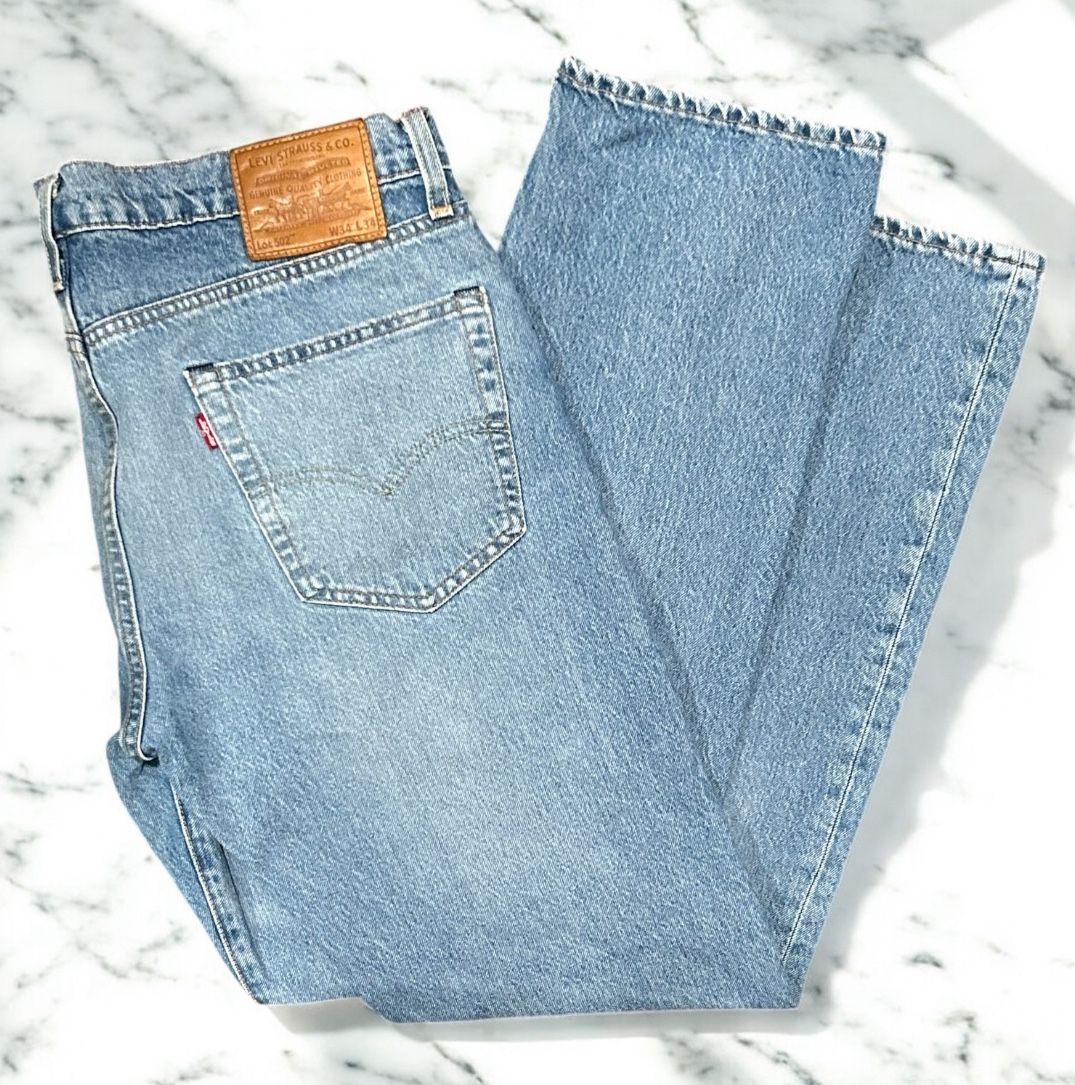 Levi’s Premium Men's 502 Straight Leg Light Wash Blue Jeans Size 34