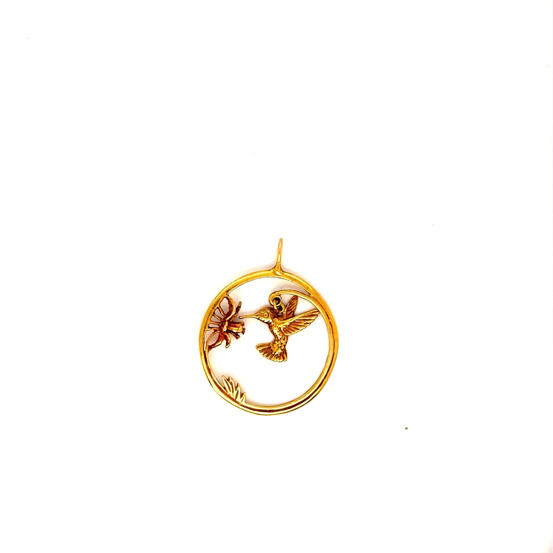 Adorable 10K Gold Hummingbird Pendant