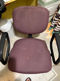 Salon chair - shampoo chair (lightly used)