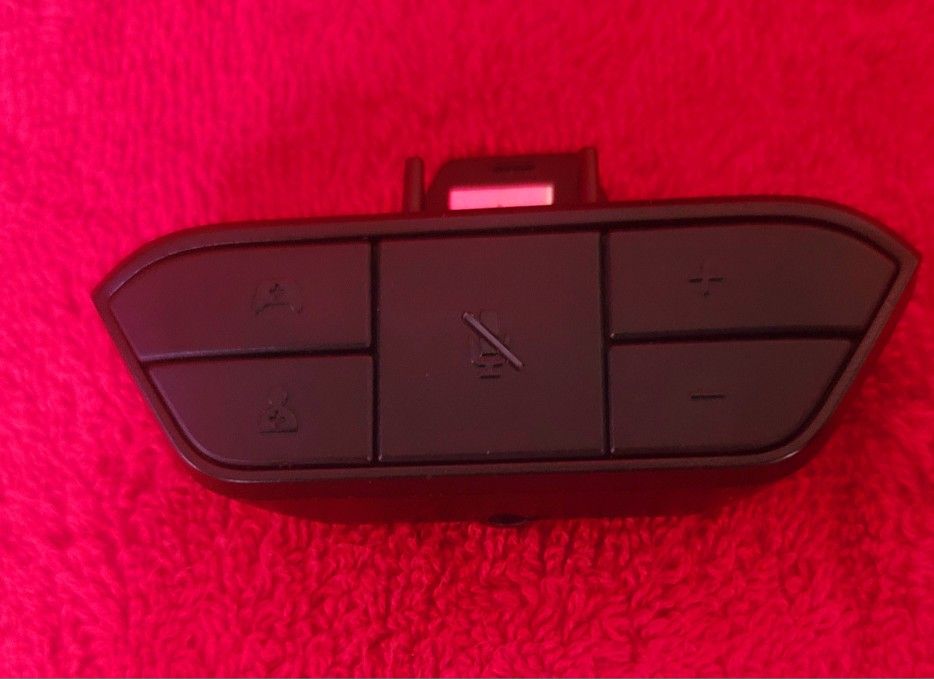 Xbox One Stereo Headset Adapter Genuine Microsoft Model 1626