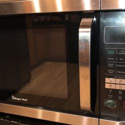 Magic Chef Microwave 1100W