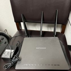 Netgear Nighthawk AC1900 Smart Wi-Fi Dual Band Gigabit Router R7000 In good working condition Tested