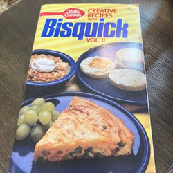 Vintage 1986 Cookbook Betty Crocker Creative Recipes with Bisquick Vol II