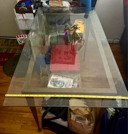 For sale glass plate dining￼ table