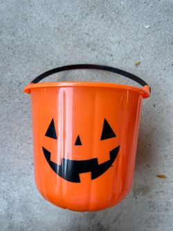 Orange Jack O’ Lantern Halloween Trick or Treat Candy Bucket Pail