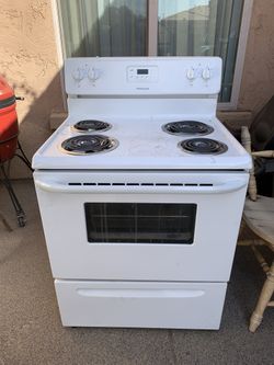 Frigidaire Electric Stove 
