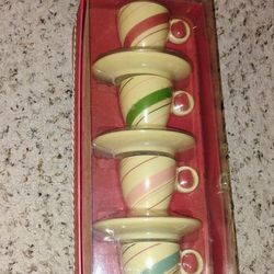 Vintage 2007 Starbucks cups with saucers