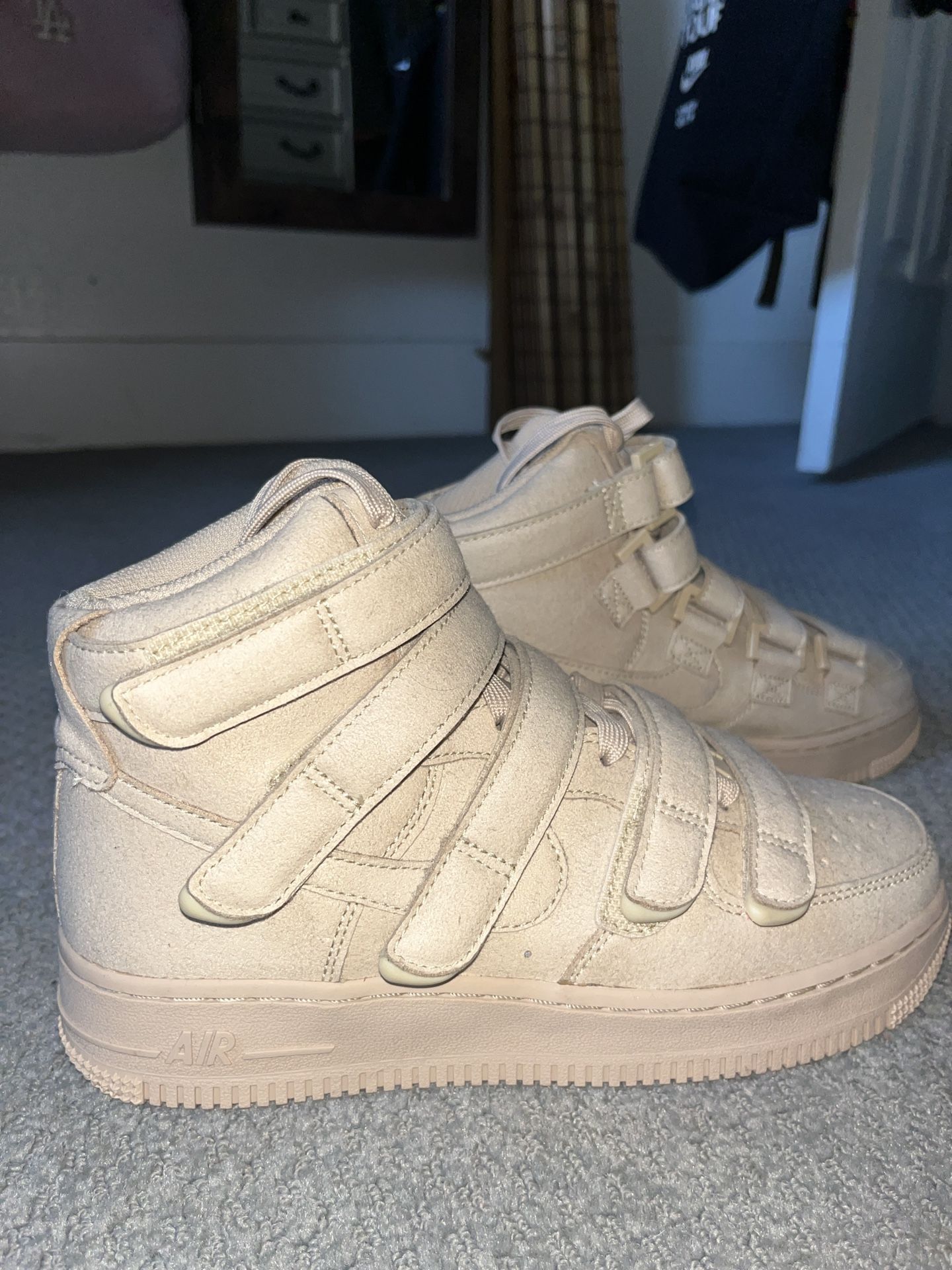 NIKE AIR FORCE 1 HIGH X BILLIE EILISH MUSHROOM SHOES