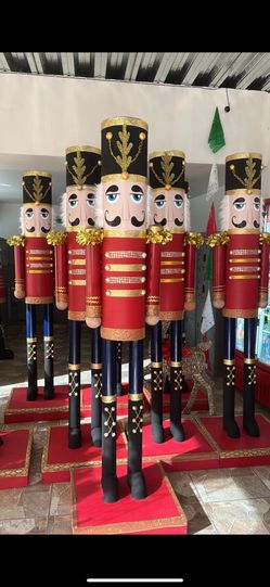 Nutcrackers 
