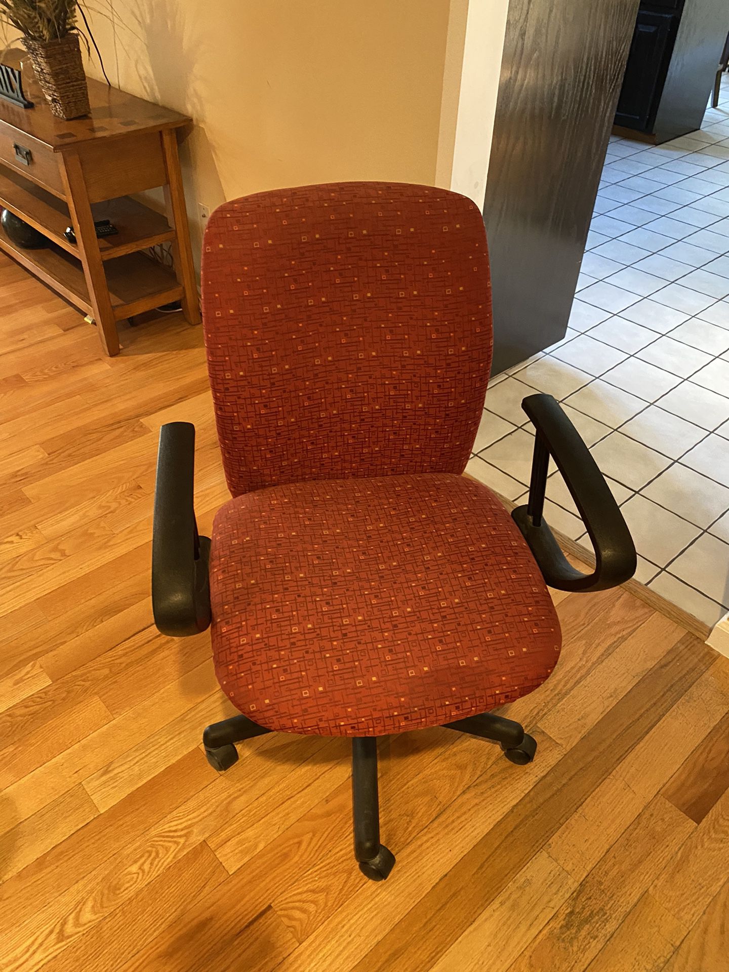 Free! Rolling Desk Chair