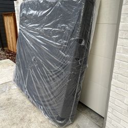 Vibe Gel Memory Foam Mattress 12in. Queen 