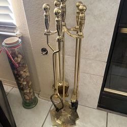 Fireplace pocker set