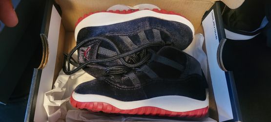 Air Jordan 11 Bred High Velvet 