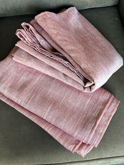 Tablecloths set 7 Dlrs