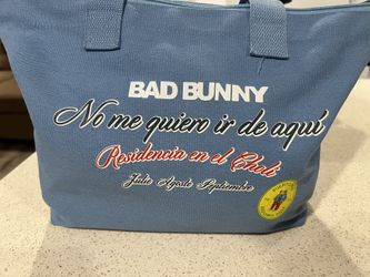 Bad Bunny No Me Quiero Ir De Aqui VIP Merch Bag