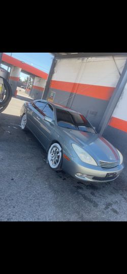 2004 Lexus ES 330