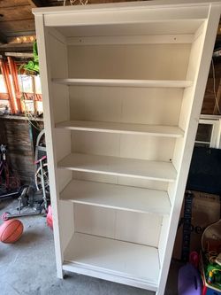 Bookshelf