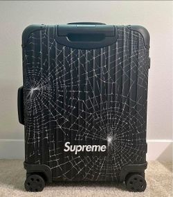 Rimowa Supreme Cabin