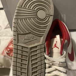 Jordan1 Low SE 21