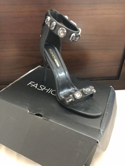 Fashion Nova High Heal Sandals Size 11
