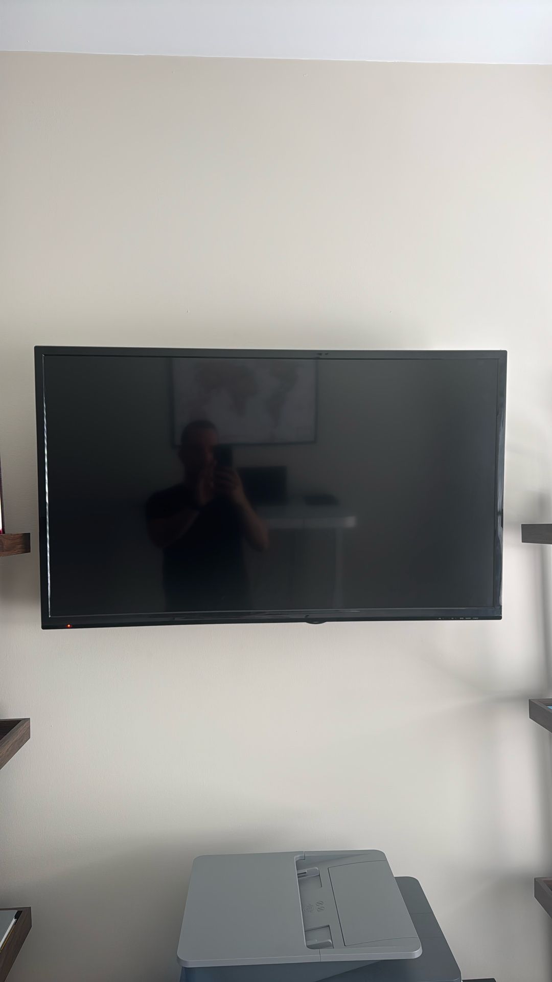 Westinghouse 40” TV