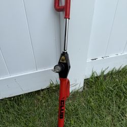 The Club steering wheel lock with one key