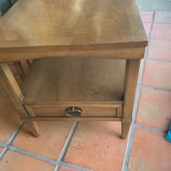 End Table/ Coffee 