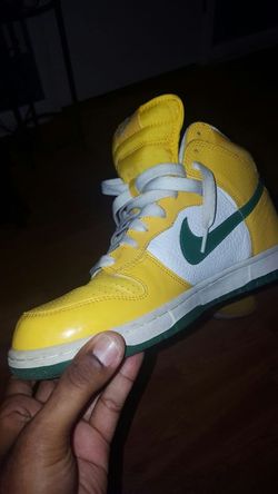Nike dunks high sz 10 good condition