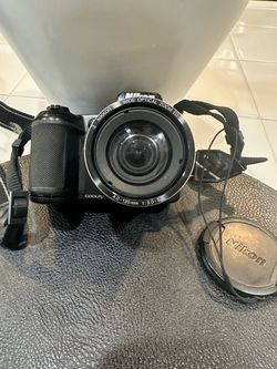 Nikon COOLPIX P500 digital camera