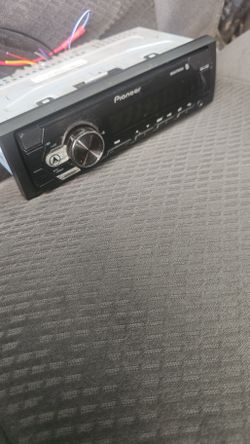 Pioneer radio
