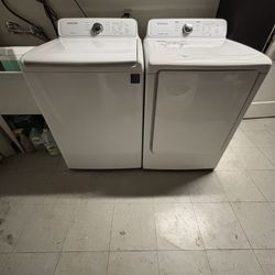SAMSUNG WASHER & DRYER