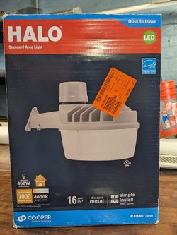 Halo LED Area Light 7000 lumens new