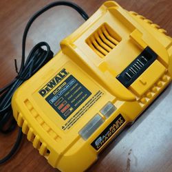 Dewalt New 8ah Fast Charger