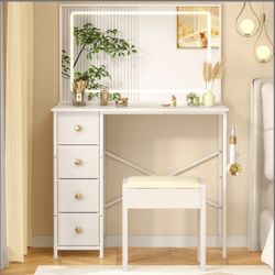 Makeup Vanity