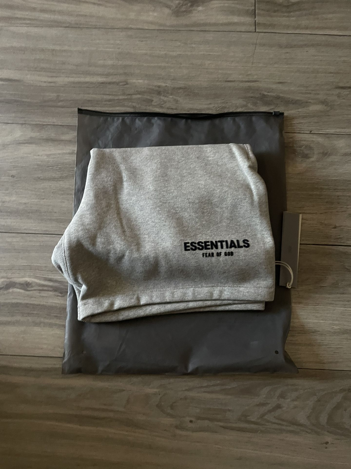 Essentials Shorts