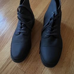 New Calvin Clein Jeans Fremont Ankle Boots Size 7.5