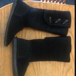 BearPaw Black Crochet Knit / Suede Long Boots Size 9 Excellent Condition Barely Used