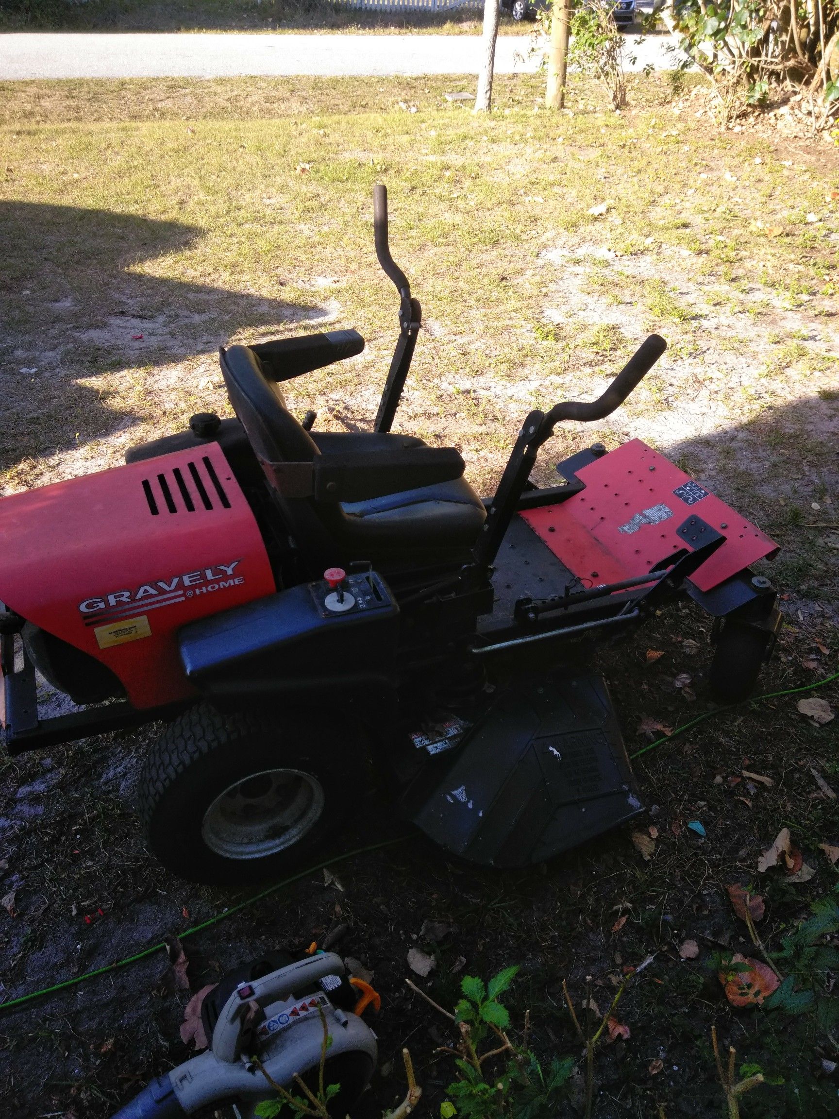 Gravely mini zt 1534