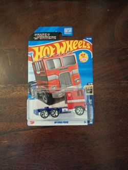 Hot Wheels Optimus Prime