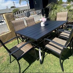 Brand New Patio Outdoor Dining Table Set 