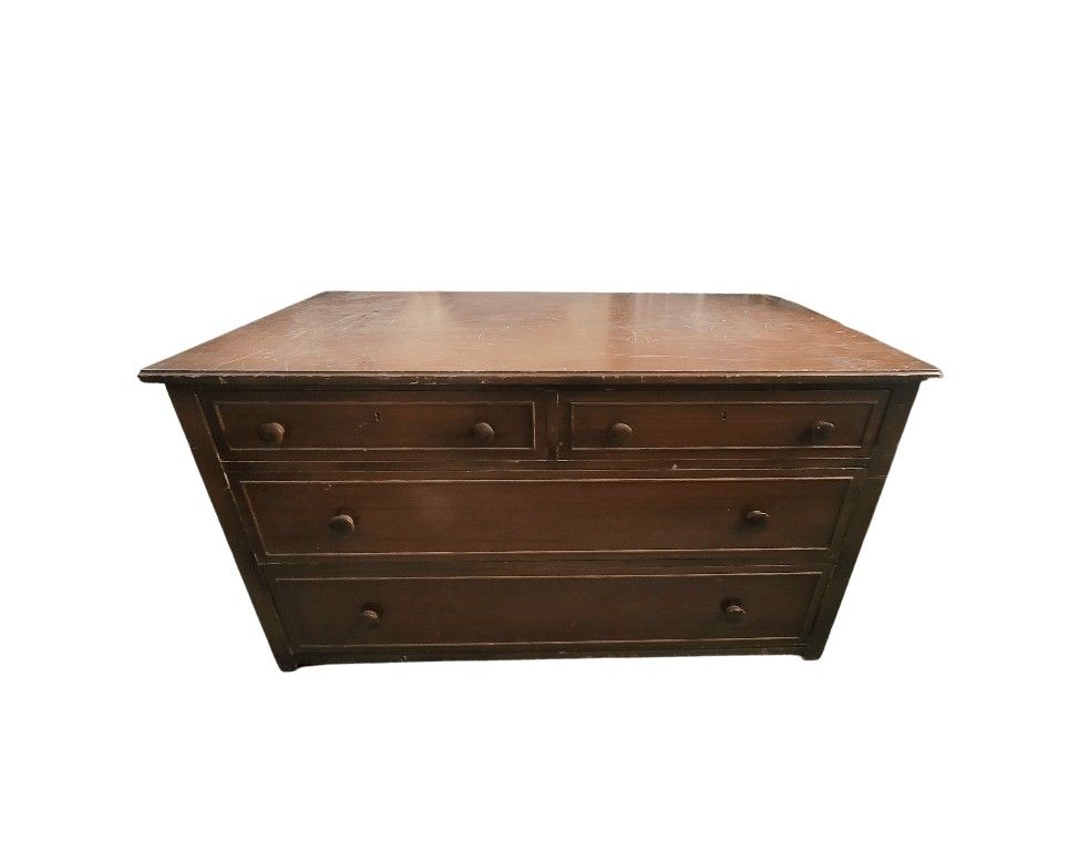 Nelson-Matter Furniture Co. Federal Style Four-Drawer Chest, Early 20th Century