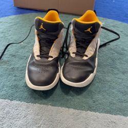 Nike Jordan stay loyal