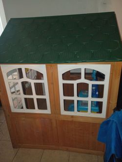 Kids playhouse life size