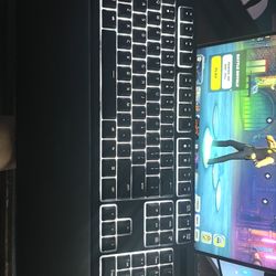 Razer Ornata Chroma Mechanical Keyboard